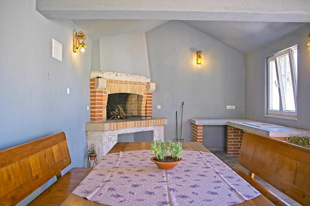 Apartman Nikica Postira Dış mekan fotoğraf