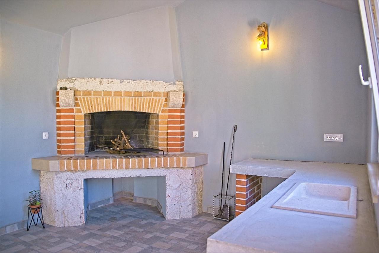 Apartman Nikica Postira Dış mekan fotoğraf