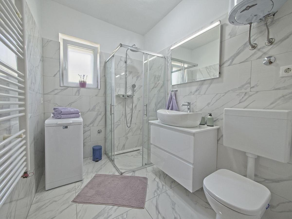 Apartman Nikica Postira Dış mekan fotoğraf