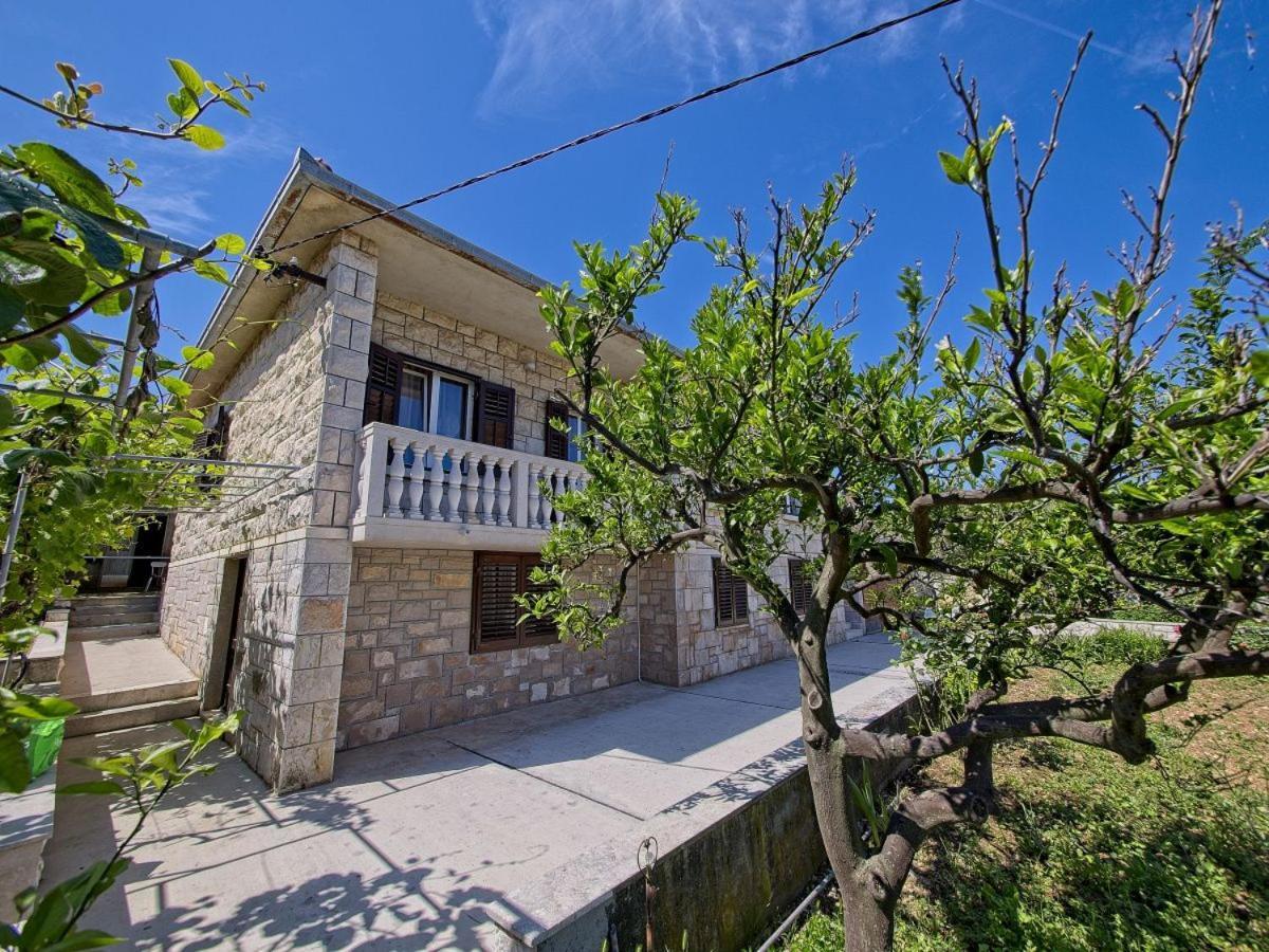 Apartman Nikica Postira Dış mekan fotoğraf